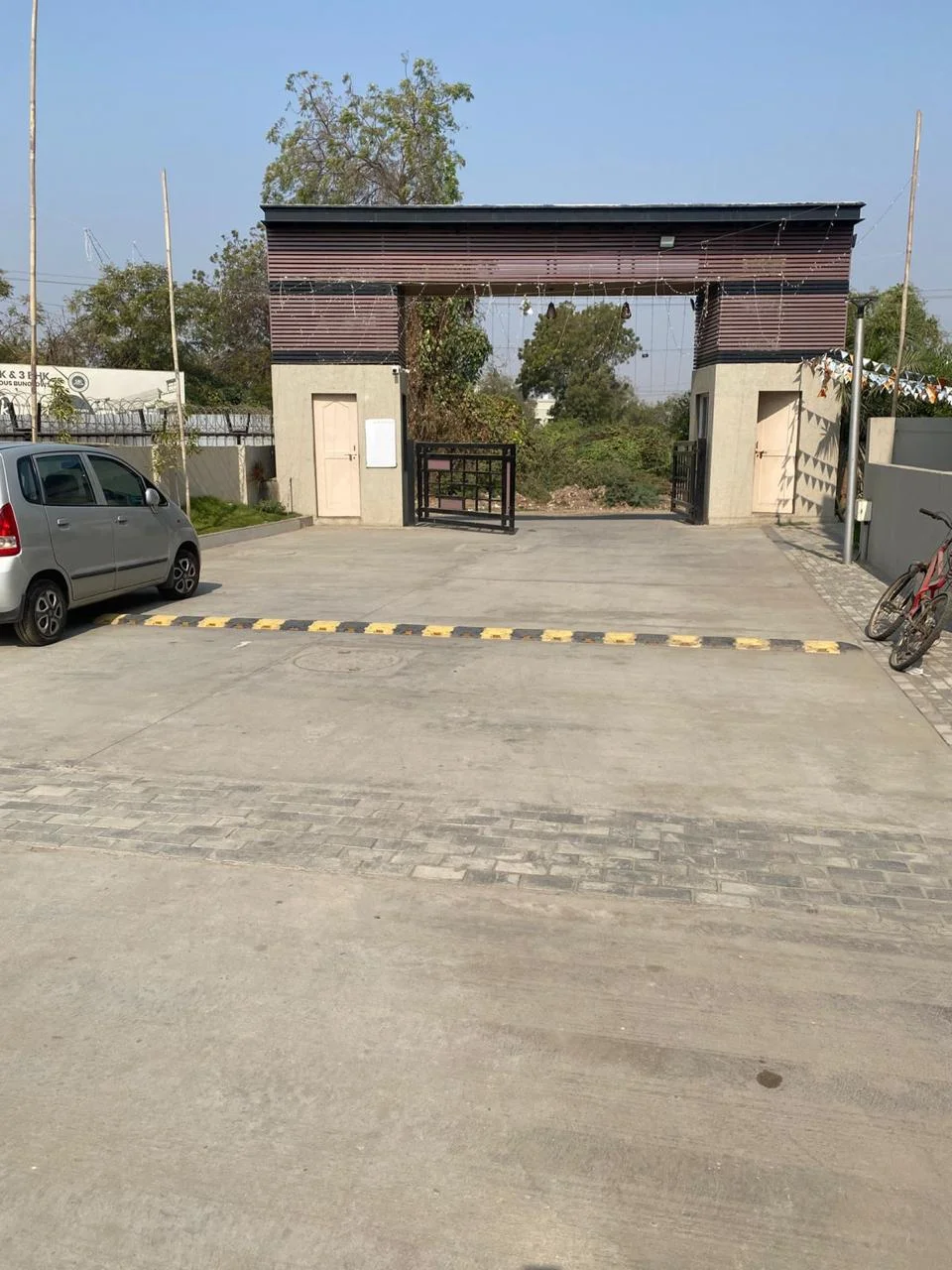 Ready to Move 3 BHK banglow in Ahmedabad