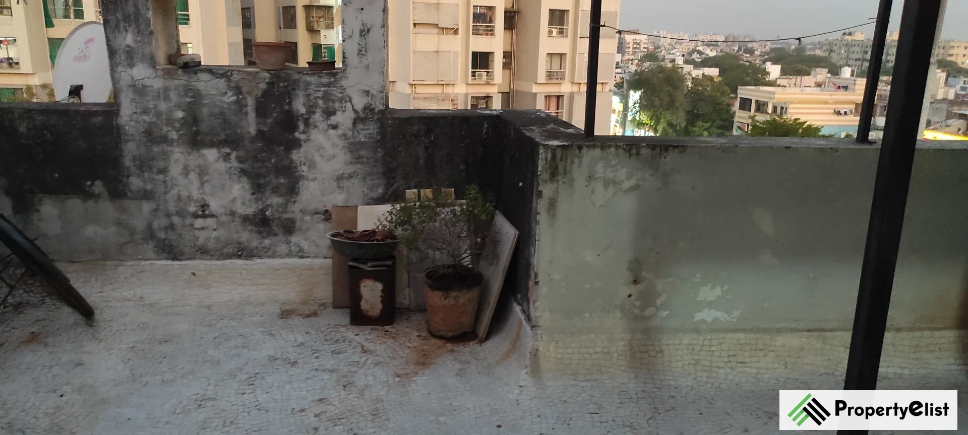 1 BHK Pant house Apartment / Flat For Sale in Ahmedabad photo thumbnail 4
