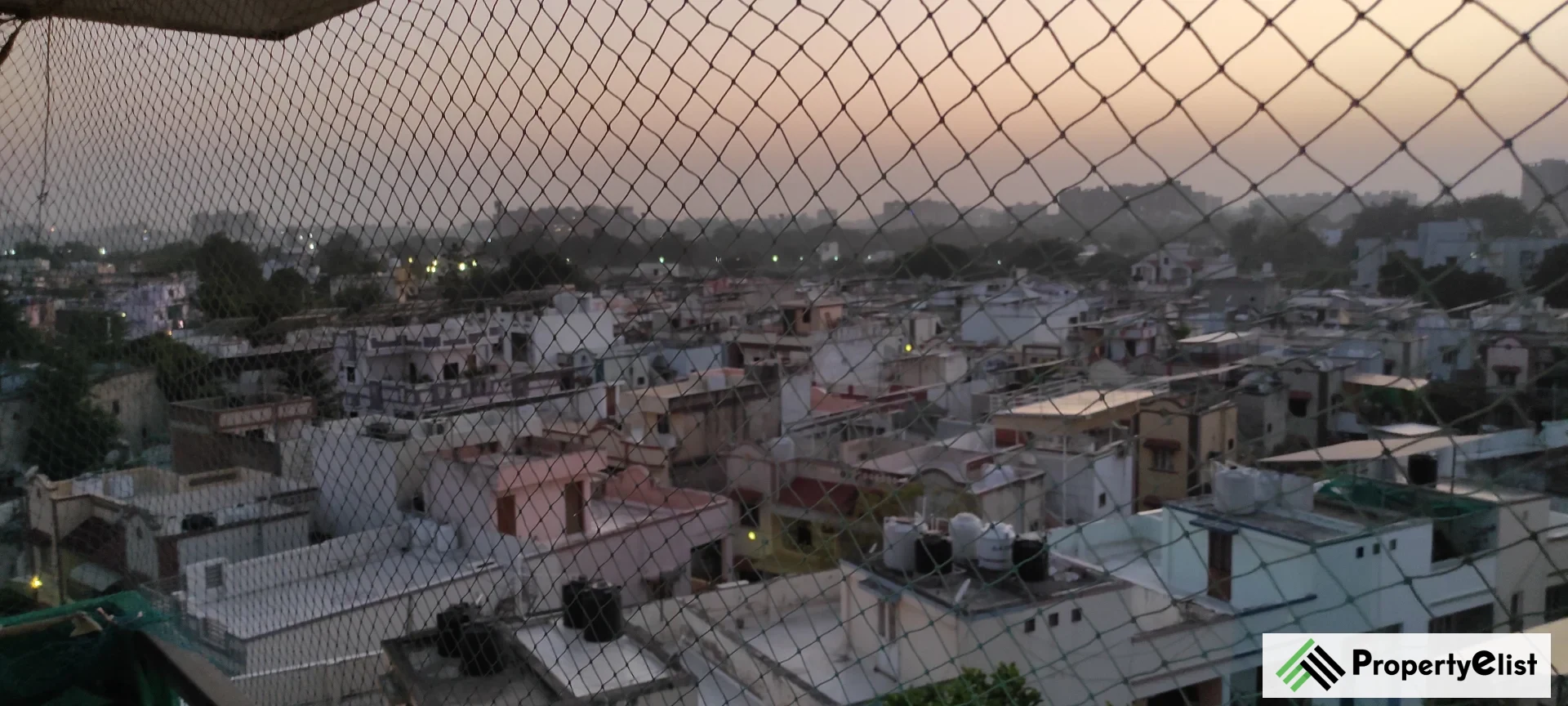 1 BHK Pant house Apartment / Flat For Sale in Ahmedabad photo thumbnail 9