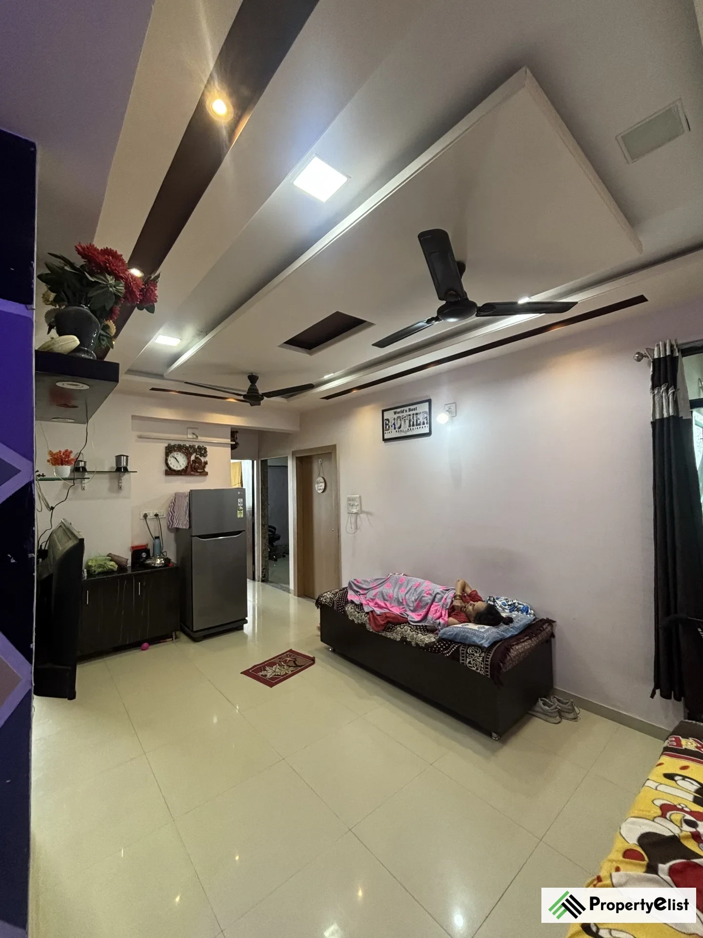 Ready to Move 3 BHK Apartment / Flat in Ahmedabad photo thumbnail 10